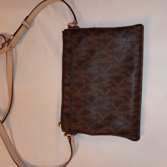 Michael Kors Fulton Double Zipper Crossbody - Picture 11 of 11